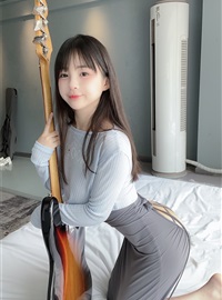 桜 Jing Ningning - NO.033 Guitar Sister(23)